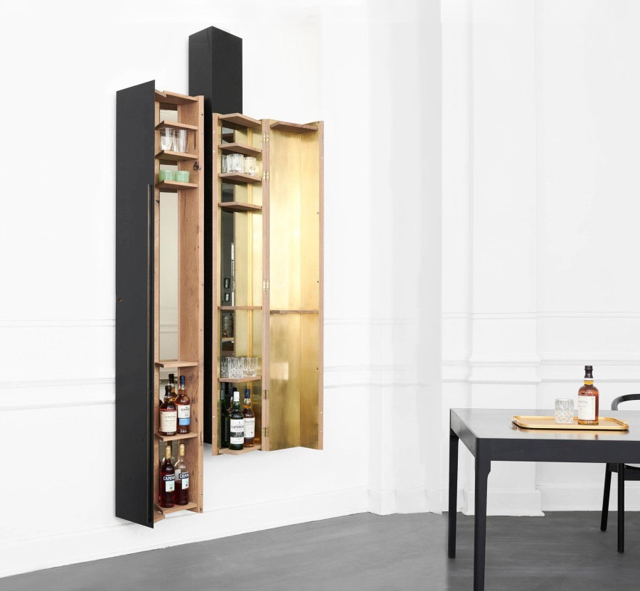 Simple but elegant interior layout of drinks cabinet