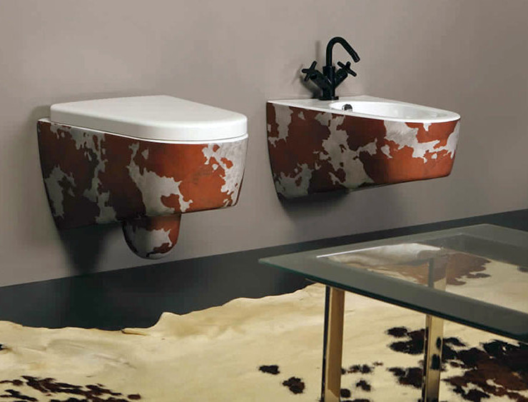Toilet and bidet design inspired by piebald ponies 