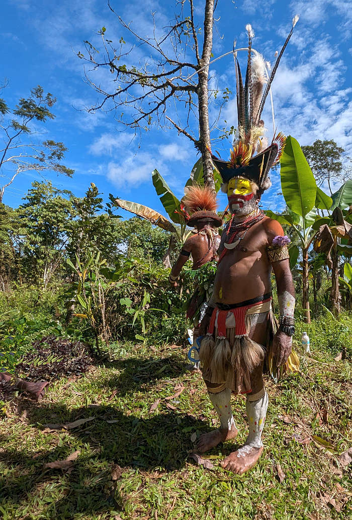 Huli Wigmen in full regalia