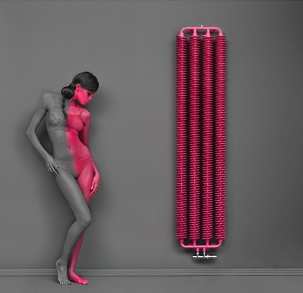 Heater in shape of a series of bolts